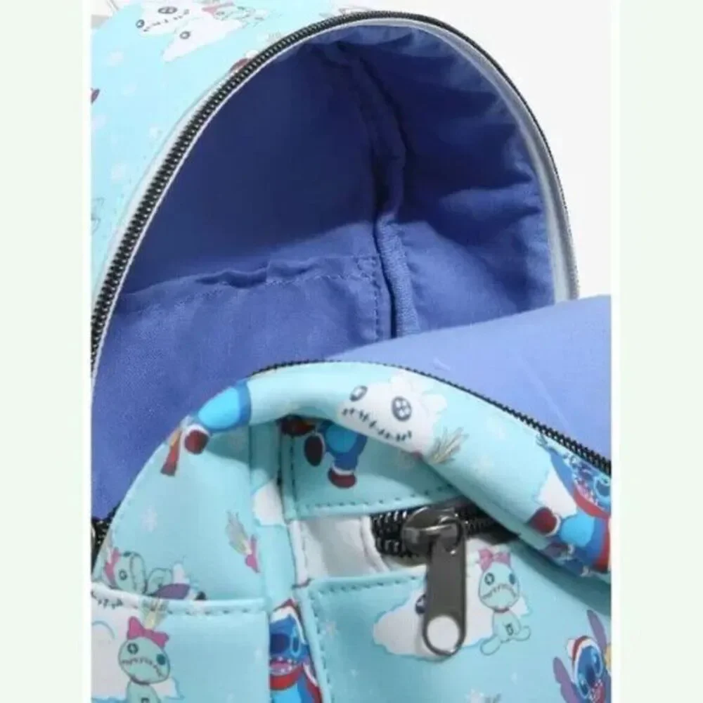 Loungefly Disney Lilo & Stitch‎ Snow Day Mini Backpack